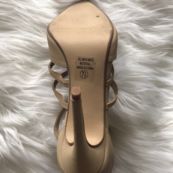 Delicious Heels - Picture 4 of 5